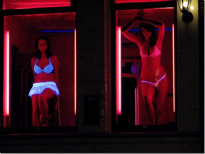 red-light-district-01