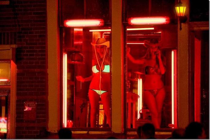 red-light-district-24